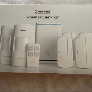X-Sense Home Security System, 8-Piece Wireless Alarm System Kit, 1 1/4 Mile Rang
